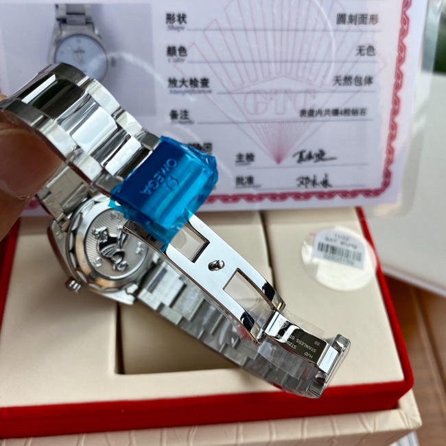 顶级复刻原单手表欧米茄女款蓝盘钢带海马系列真金真钻石英手表表扣图